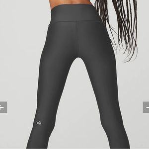 ‼️Avail. until Tues NWT Alo high waist air lift legging